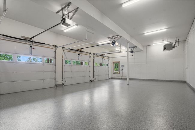 31 Bridle Bit Loop, House other with 6 bedrooms, 5 bathrooms and null parking in Clancy MT | Image 75