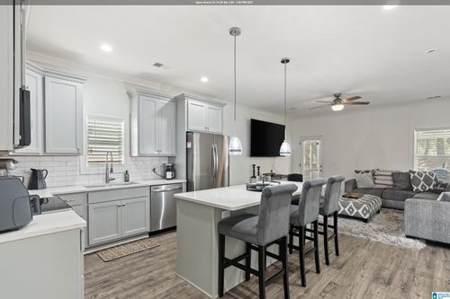 1332 Kensington Blvd, CALERA, AL, 35040-5361 | Card Image