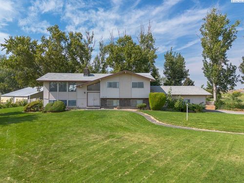 1915 Jones Road, Richland, WA, 99354 | Card Image