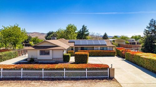 22020 Westwood Blvd, Tehachapi, CA, 93561 | Card Image