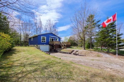 136 Maple Dr, Miller Lake, ON, N0H1Z0 | Card Image