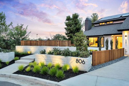 806 Needlerock Place, Escondido, CA, 92025 | Card Image