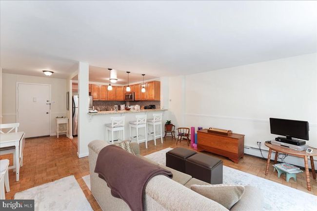 121 - 1030 E Lancaster Ave, Condo with 2 bedrooms, 1 bathrooms and null parking in BRYN MAWR PA | Image 8