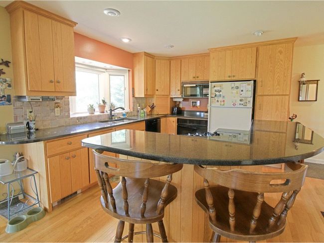 411 Shaw Mansion Rd, House other with 2 bedrooms, 2 bathrooms and null parking in Waterbury Ctr VT | Image 8