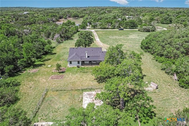 1070 Lonesome Trl, House other with 3 bedrooms, 2 bathrooms and null parking in Driftwood TX | Image 18