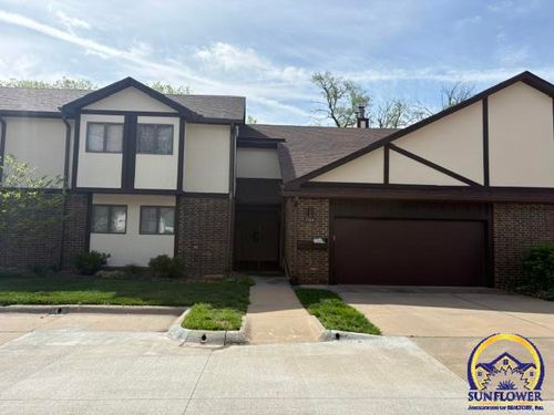 1704 Hammond Dr, Emporia, KS, 66801-5313 | Card Image