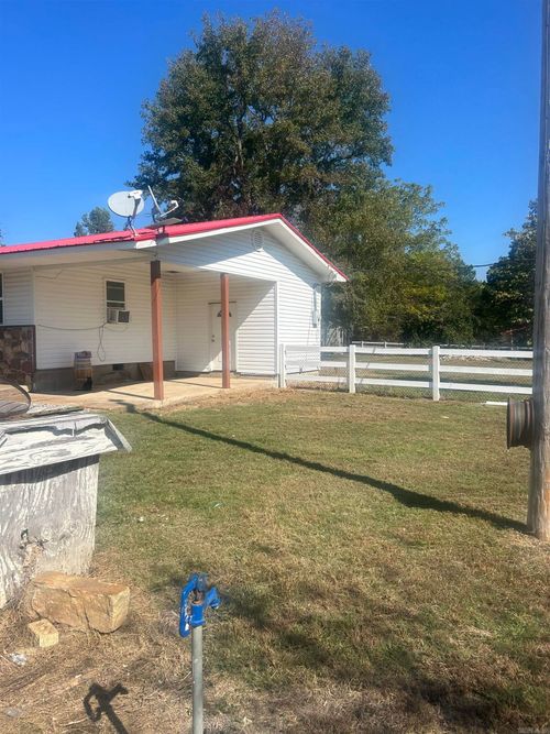550 Pine Grove Rd, Concord, AR, 72523-9729 | Card Image
