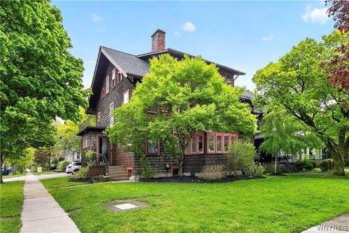 143 Oakland Pl, Buffalo, NY, 14222-2029 | Card Image