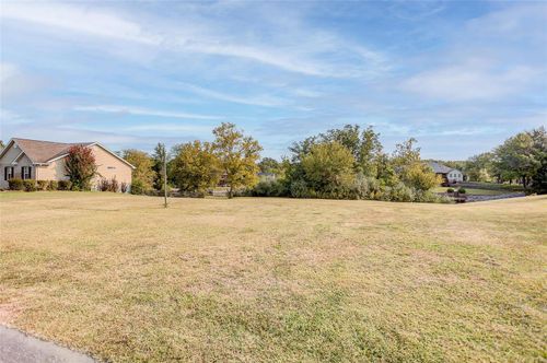 2812 Scenic Lake Dr, New Athens, IL, 62264-2939 | Card Image