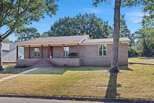317 Heather Ln, Russellville, AR, 72802-8861 | Card Image