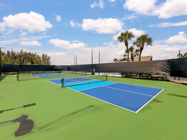 5900 - 5900 S Golden Beauty Ln, Condo with 3 bedrooms, 3 bathrooms and null parking in Tamarac FL | Image 38