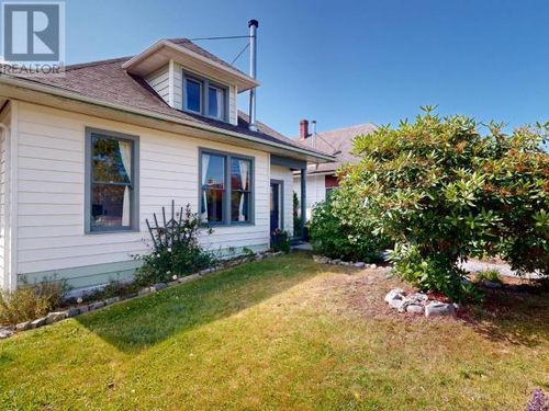 5826 Aspen Ave, Powell River, BC, V8A4P9 | Card Image