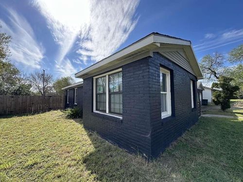 810 E Bowie Ave, Harlingen, TX, 78550-5000 | Card Image