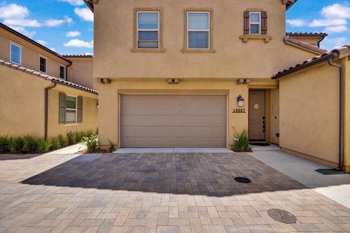 10807 Wendy Way, San Diego, CA, 92129-2017 | Card Image
