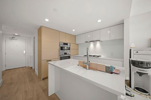 608-5508 Hollybridge Way, Richmond, BC, V7C0C7 | Card Image