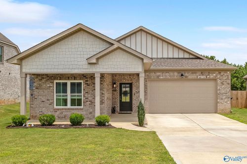 223 Hope Ridge Dr, New Hope, AL, 35760-8781 | Card Image
