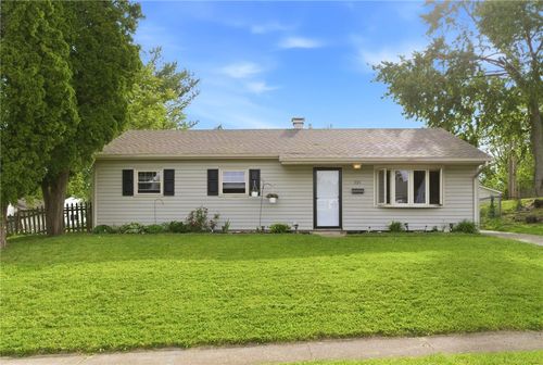 121 Ebony Lane, Fairborn, OH, 45324 | Card Image