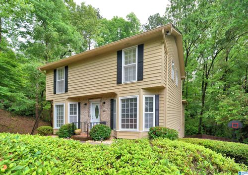 2109 Bailey Brook Ct, Hoover, AL, 35244-1704 | Card Image