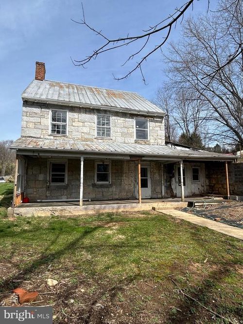 3819 Harpers Ferry Rd, SHARPSBURG, MD, 21782-1812 | Card Image