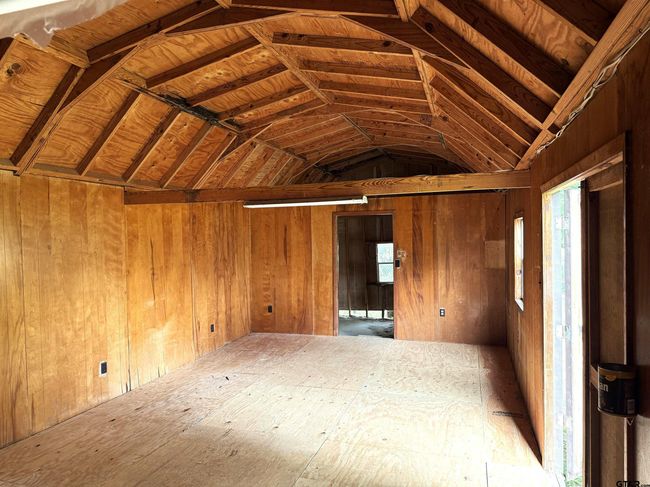 13675 Maple Dr, House other with 3 bedrooms, 2 bathrooms and null parking in Tyler TX | Image 32