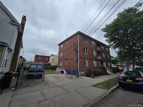 102 89th St, Ozone Park, NY, 11416-2160 | Card Image