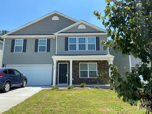 2209 Rolling Hills Dr, Dallas, NC, 28034-9641 | Card Image