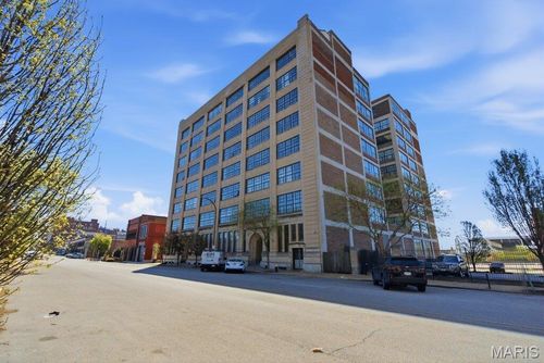 303-2020 Washington Ave, Saint Louis, MO, 63103-1651 | Card Image