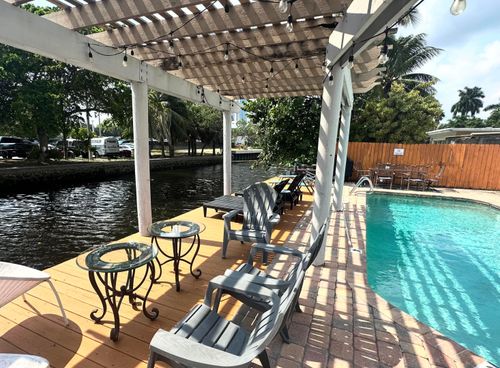 1-2-500 Se 9th Court, Fort Lauderdale, FL, 33316 | Card Image