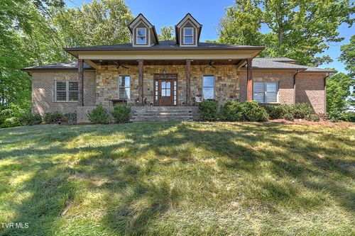 104 Lookout Ct, Blountville, TN, 37617-6453 | Card Image