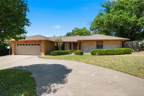 2516 Timber Ter, Ada, OK, 74820-7255 | Card Image