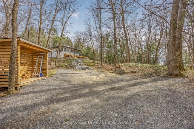 2481 Falkenburg Rd, House other with 3 bedrooms, 1 bathrooms and 6 parking in Port Carling ON | Image 40