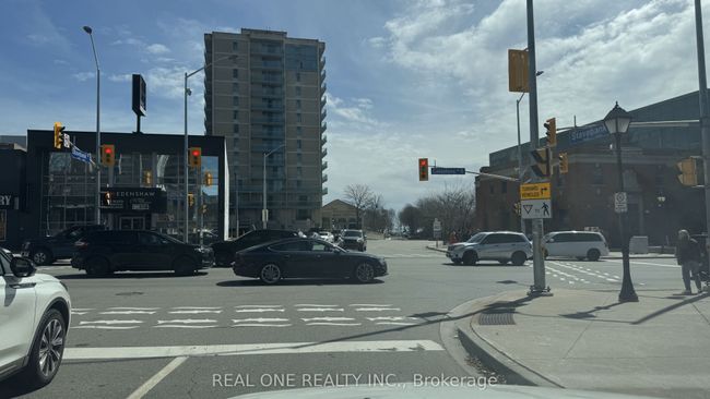 215 - 21 Park St E, Condo with 2 bedrooms, 2 bathrooms and null parking in Mississauga ON | Image 36