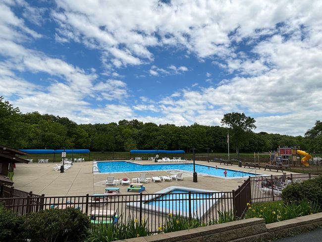 APT-3 - 59 Vail Colony, Condo with 2 bedrooms, 1 bathrooms and 2 parking in Fox Lake IL | Image 16