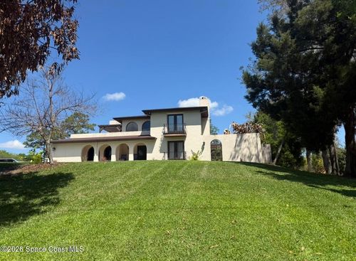 3900 Hidden Hills Dr, Titusville, FL, 32796-2985 | Card Image