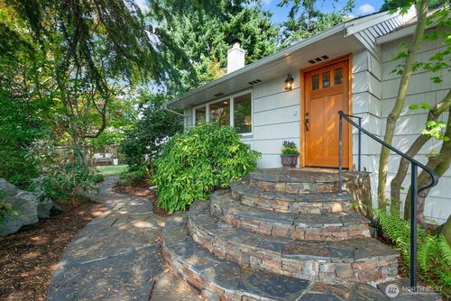 1416 Nw 197th Street, Shoreline, WA, 98177 | Card Image