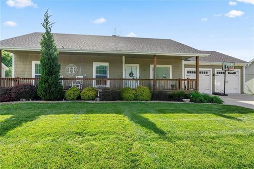 602 W Haven Dr, Richmond, MO, 64085-2010 | Card Image