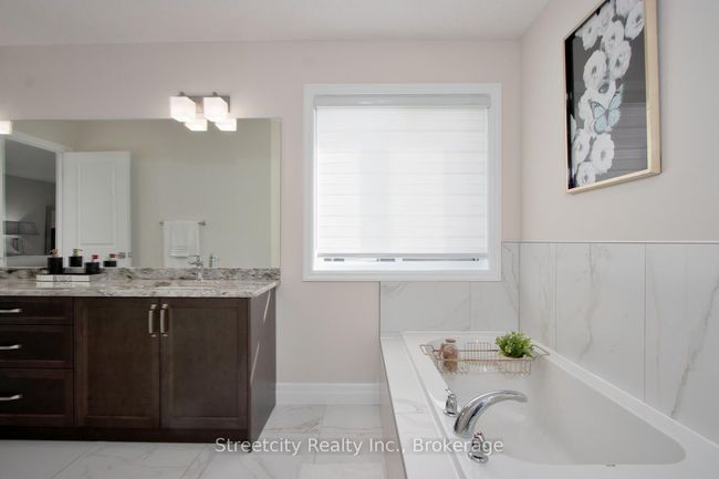2136 Saddlerock Ave, House other with 4 bedrooms, 4 bathrooms and 2 parking in London ON | Image 25