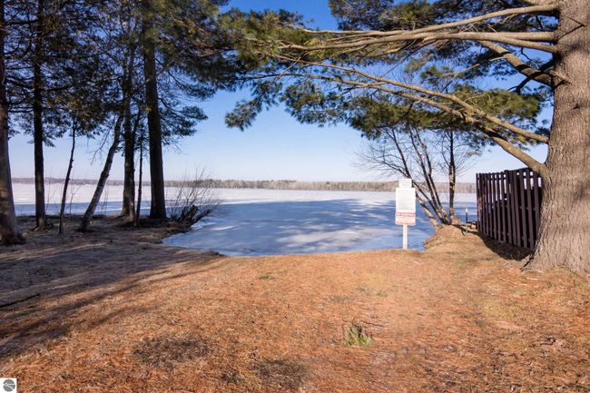 5354 E Shore Dr Ne, House other with 4 bedrooms, 2 bathrooms and null parking in Kalkaska MI | Image 32