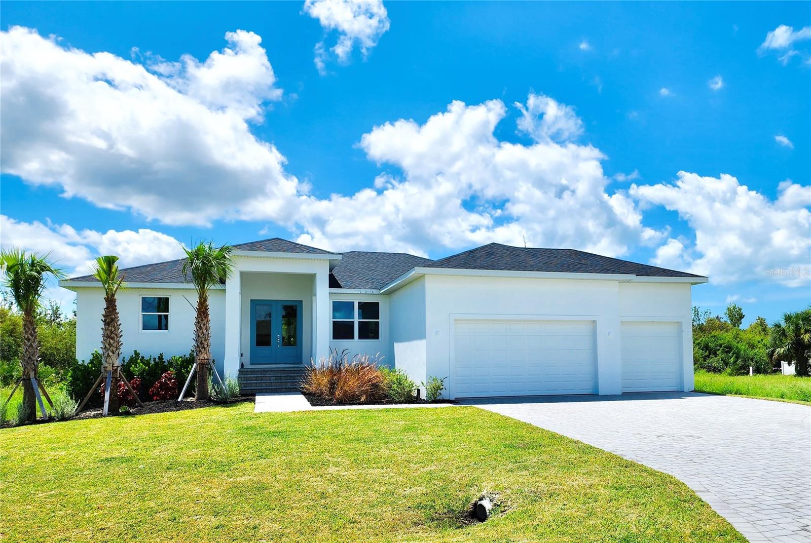 Medalist Rd, Rotonda West, FL 33947