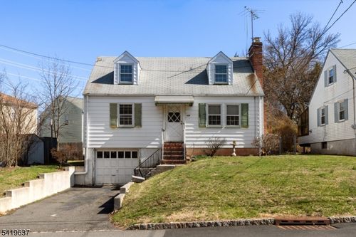 624 N Scotch Plains Ave, Westfield, NJ, 07090-4428 | Card Image