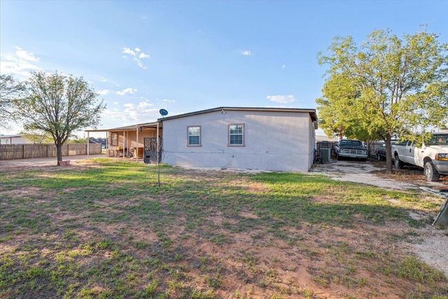 408 2 Nd St, House other with 4 bedrooms, 2 bathrooms and null parking in Plains TX | Image 33