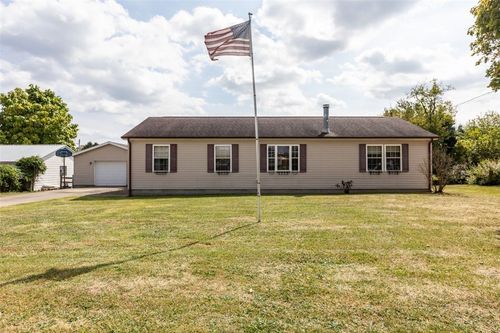 401 E George St, Carmichaels, PA, 15320-1207 | Card Image