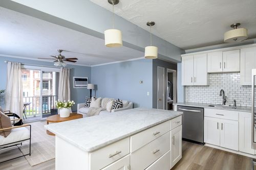 b-21-1801 Ocean St, Marshfield, MA, 02050-4966 | Card Image