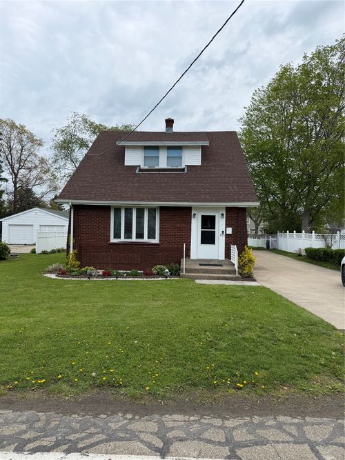 905 Powell Ave Avenue, Erie, PA, 16505 | Card Image