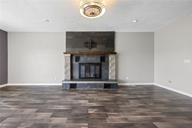 Living Room | Image 5