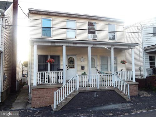 106 N 4th Street, FRACKVILLE, PA, 17931 | Card Image