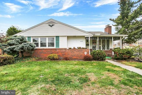 117 E Maplewood Ave, MECHANICSBURG, PA, 17055-4256 | Card Image