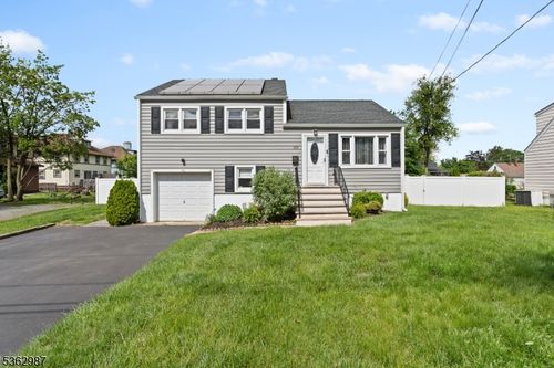 315 D St, Middlesex, NJ, 08846-1703 | Card Image