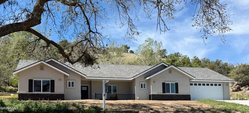 18671 Buckeye Pl, Tehachapi, CA, 93561-5414 | Card Image