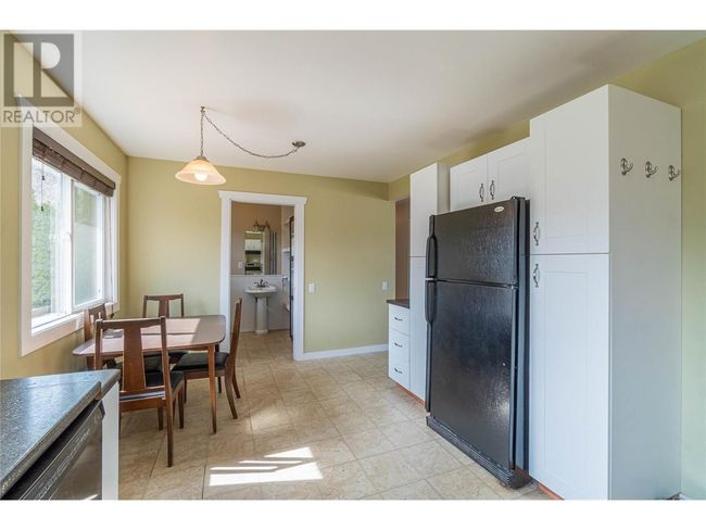 869 Serle Rd, House other with 4 bedrooms, 4 bathrooms and 1 parking in Kamloops BC | Image 19